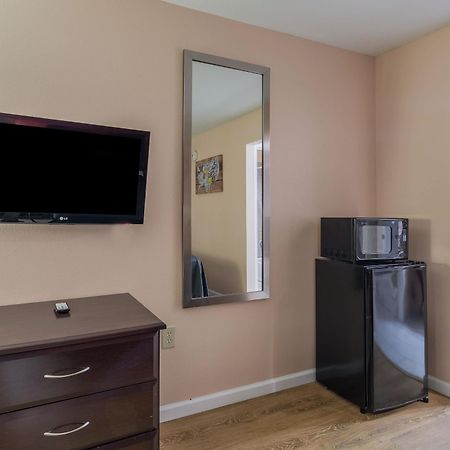Quality Inn & Suites Bridge City Orange Экстерьер фото