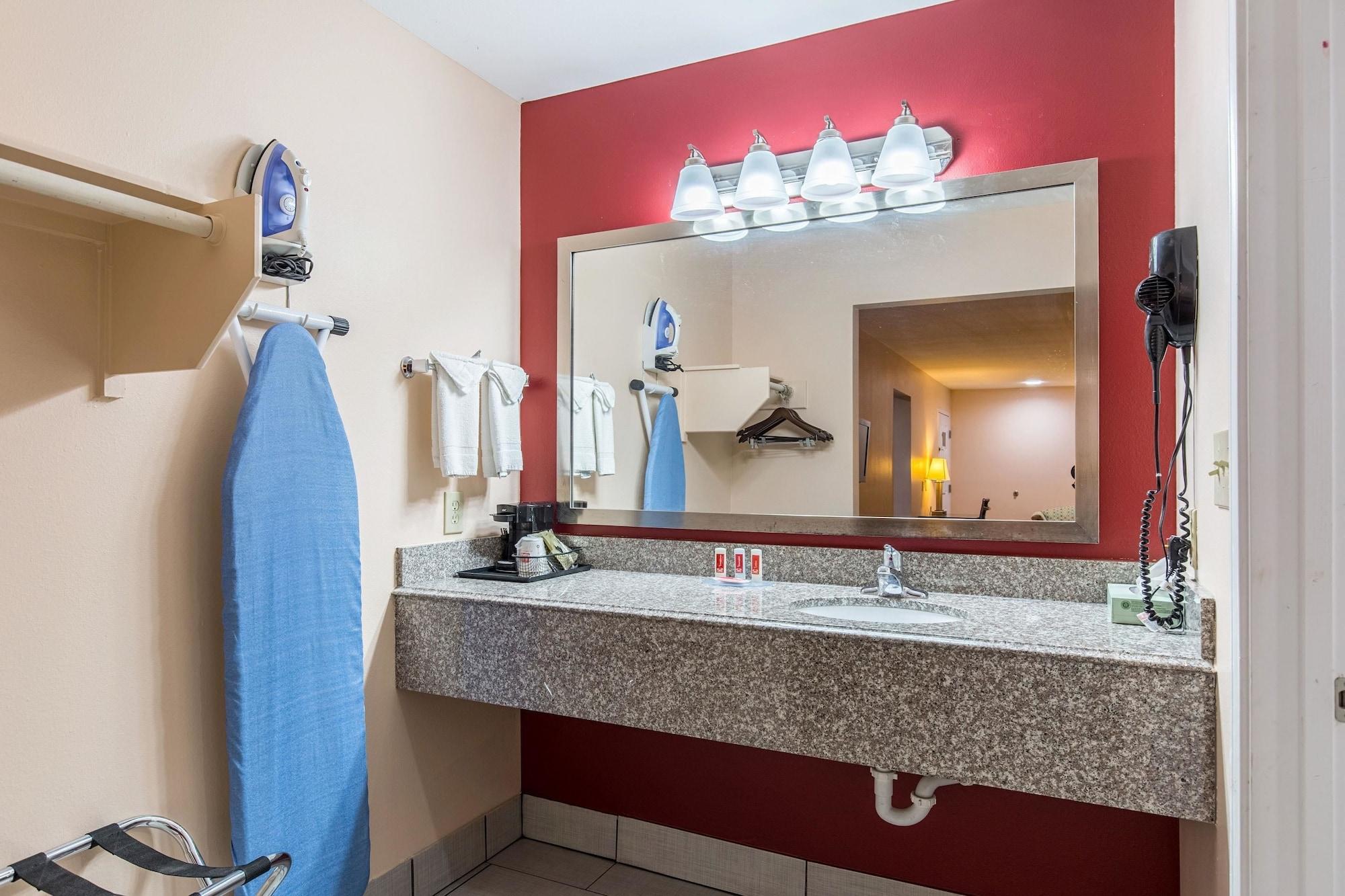 Quality Inn & Suites Bridge City Orange Экстерьер фото